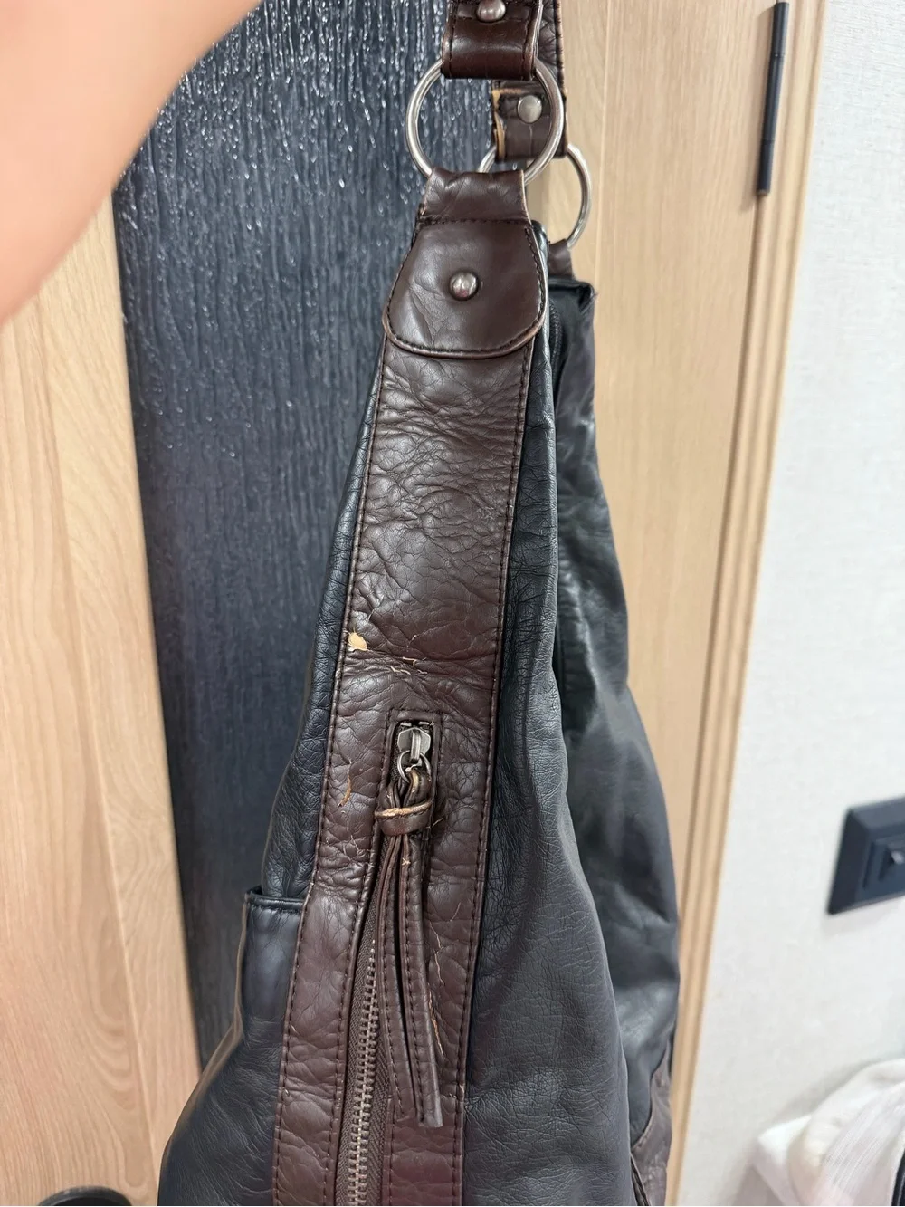 Bueno Black Leather Crossbody Bag with Silver Hardware